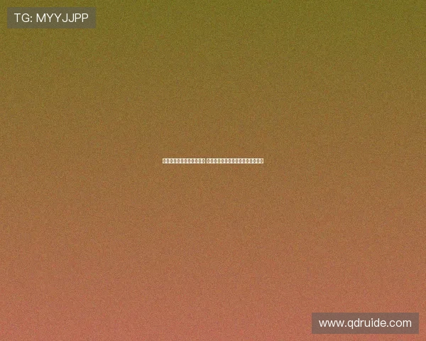 游客偶遇大熊猫过河引热议 景区回应确认系纯野生状态令人惊喜 游客偶遇大熊猫过河引热议 景区回应确认系纯野生状态令人惊喜